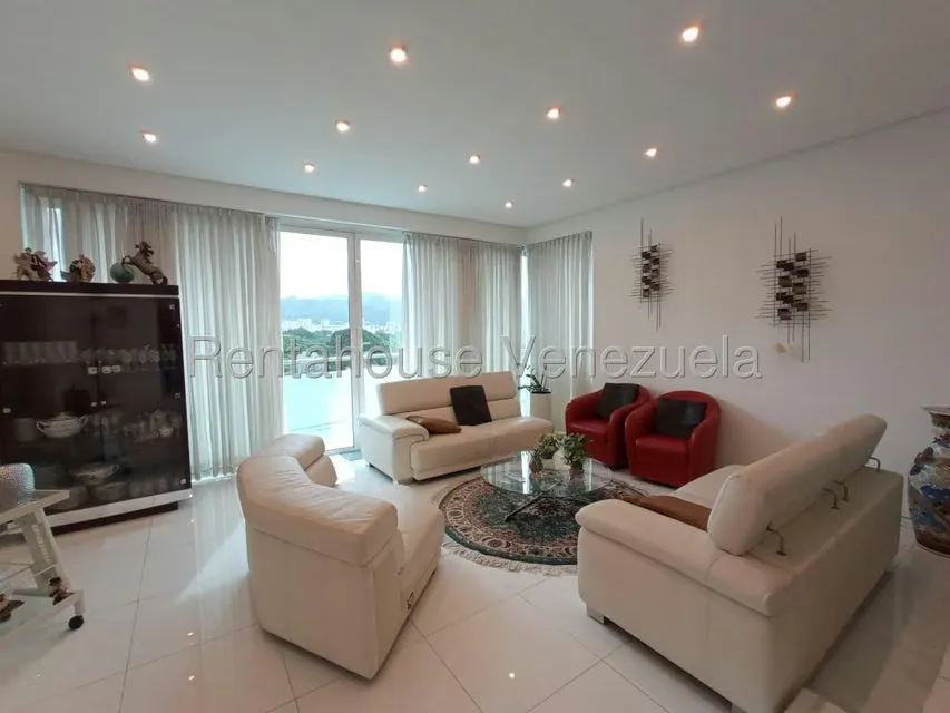 Apartamento (1 Nivel) en Venta en Las Chimeneas, Carabobo - 2