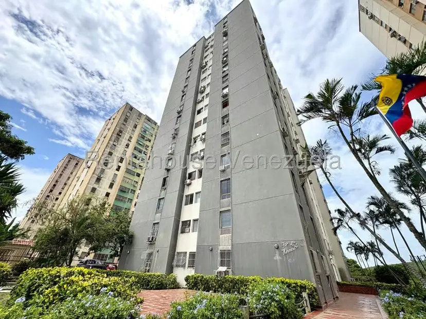 Apartamento (1 Nivel) en Alquiler en Las Trinitarias, Lara
