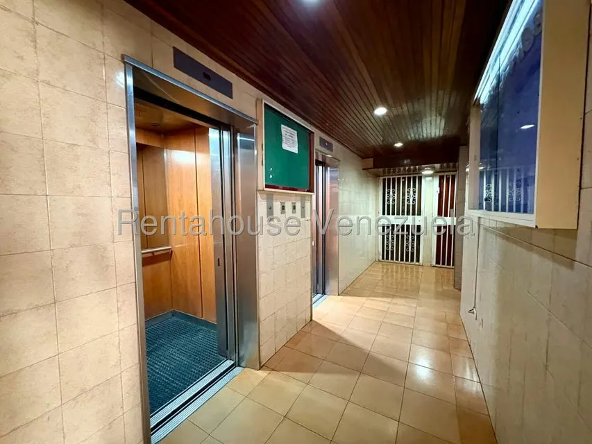 Apartamento (1 Nivel) en Alquiler en Las Trinitarias, Lara - 3