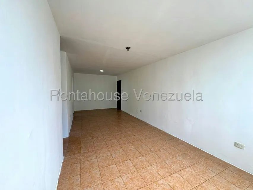 Apartamento (1 Nivel) en Alquiler en Las Trinitarias, Lara - 7