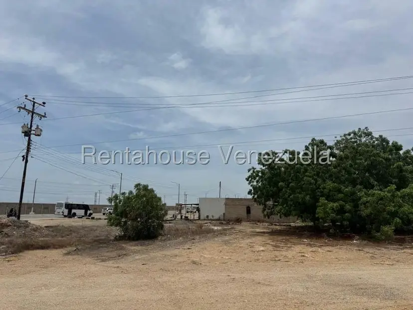Terreno (Comercial) en Venta en Punto Fijo, Falcon