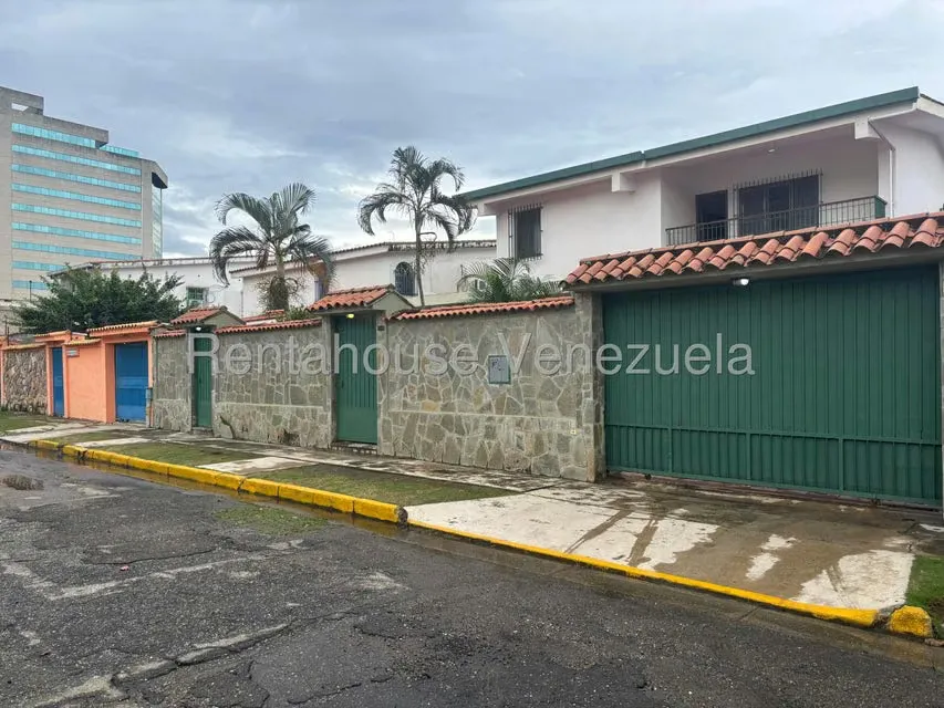 Casa (Duplex) en Alquiler en La Viña, Carabobo