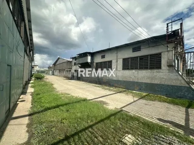 Venta de 7 locales en sector la morita I, parcela numero 95 - 2