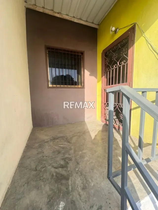 En Venta Espaciosa casa con apartamento independiente Turmero Sector Arturo Michelena - 18