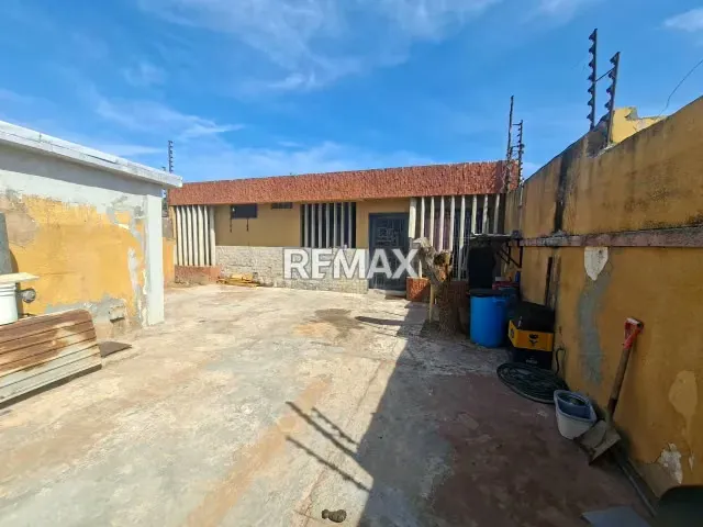 Casa Comercial - 11