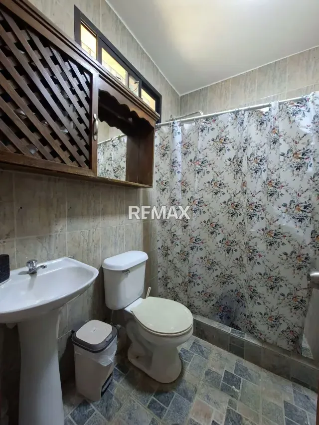 Casa Comercial - 4