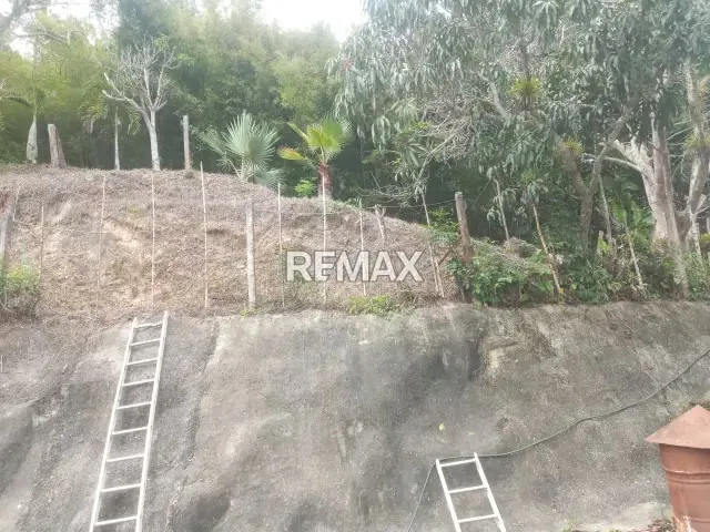 TERRENO CON BIENECHURIA EN VENTA - 8
