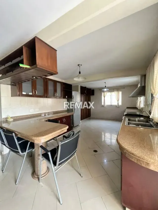 CASA COMERCIAL EN ALQUILER EN LA URBANIZACIÓN LOS LIBERTADORES, BARQUISIMETO - 3