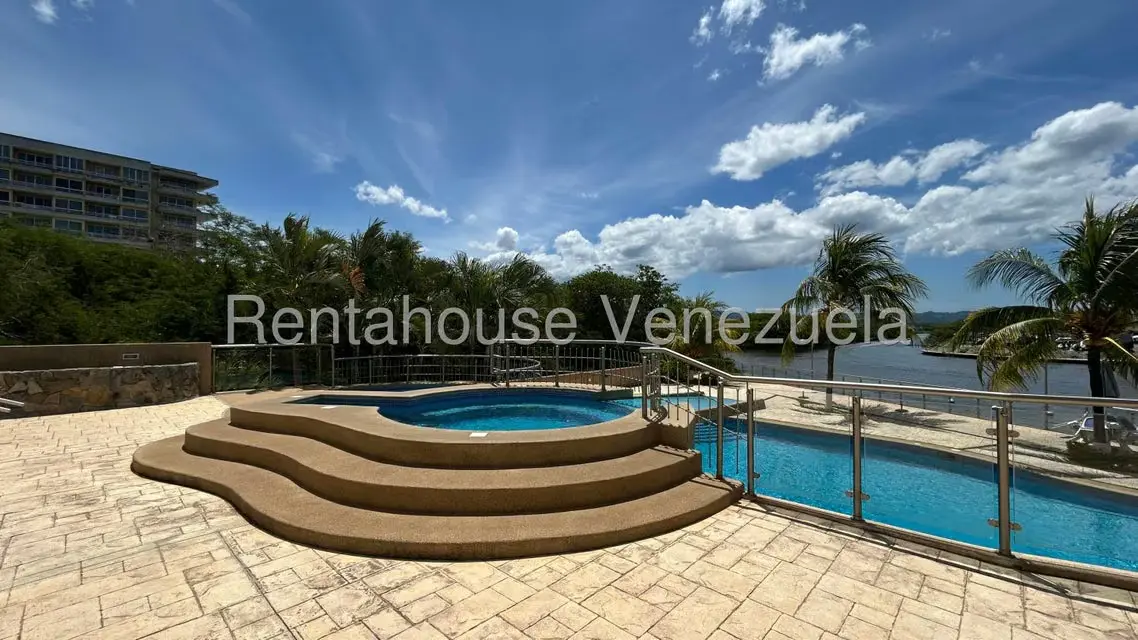 Apartamento (1 Nivel) en Venta en Puerto Encantado, Miranda - 2