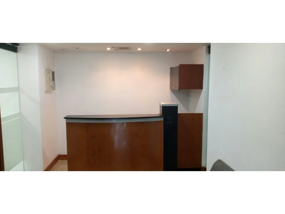 Alquilo Oficina EL ROSAL $4.000 / 300m2 + 200 terrazas - 3