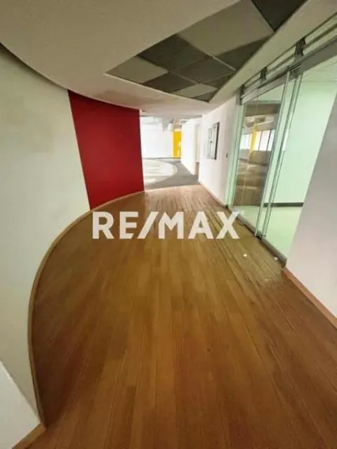 OFICINA EN VENTA - URB. LOS PALOS GRANDES - 3