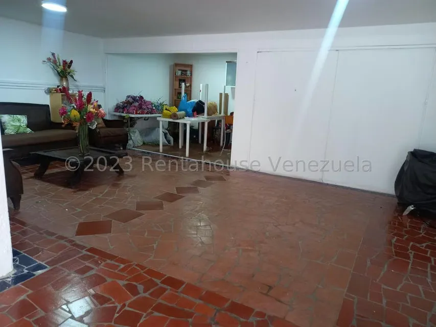 Casa (Duplex) en Alquiler en Lomas de Prados del Este, Distrito Metropolitano - 15