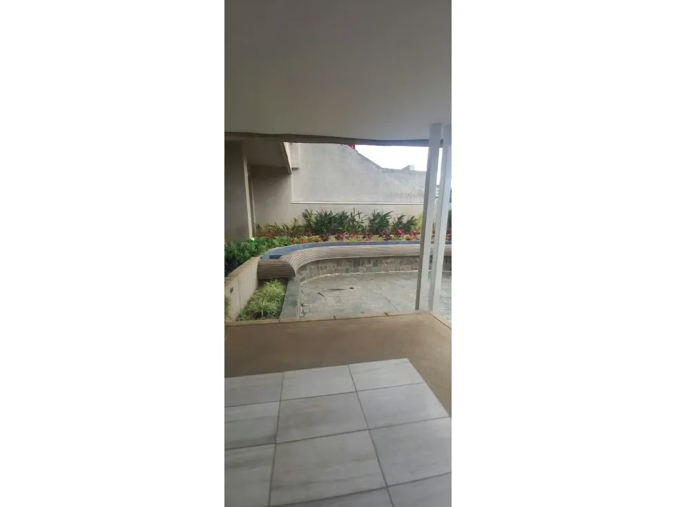 Vendo apartamento 225m2 Los Samanes 0570 - 2