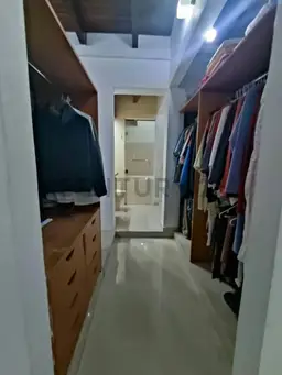 View 16