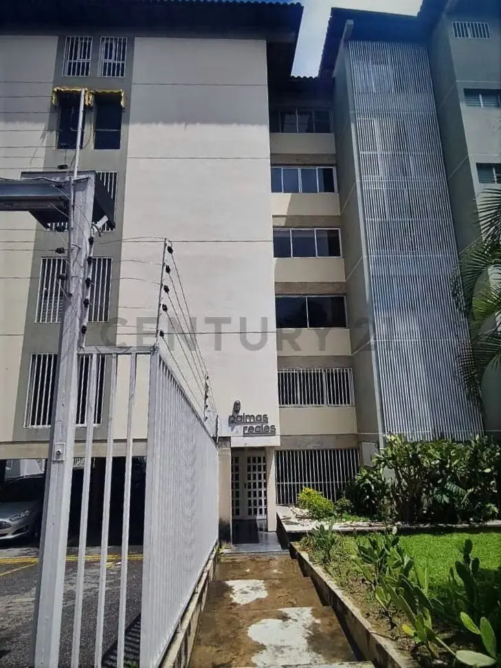 PENT HOUSE ACTUALIZADO TERRAZAS DE SANTA INÉS, EN EDIFICIO DE BAJA DENSIDAD! - 2