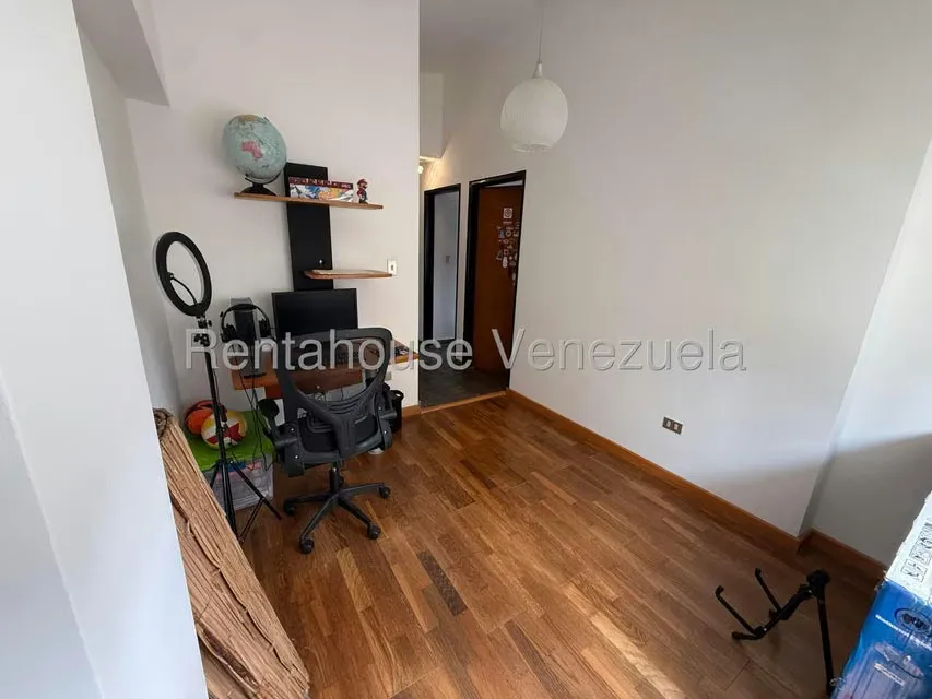 Apartamento (Duplex) en Venta en Parcelamiento Cortada del guayabo, Miranda - 25