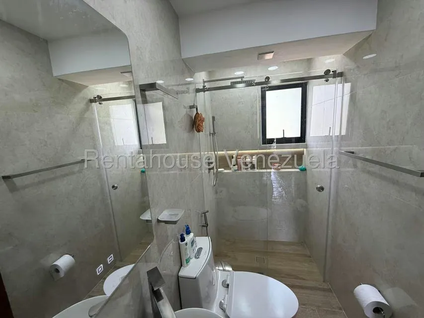 Apartamento (Duplex) en Venta en Parcelamiento Cortada del guayabo, Miranda - 32