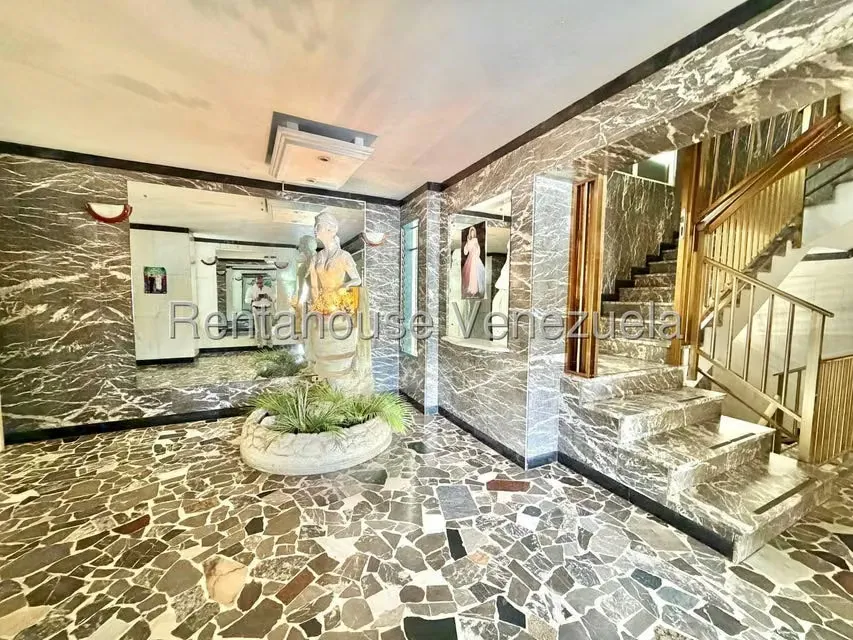 Apartamento (1 Nivel) en Venta en Montalban II, Distrito Metropolitano - 2