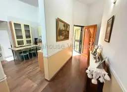 View 10