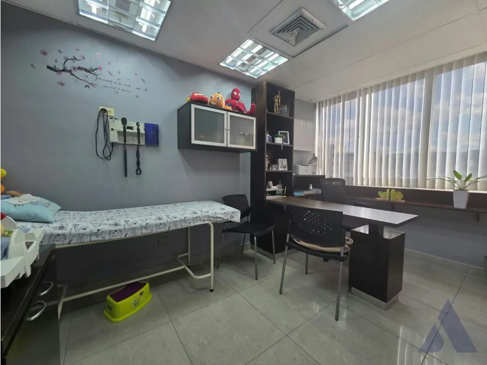 Vendo oficina/consultorio 54m2 La Campiña 9696 - 11