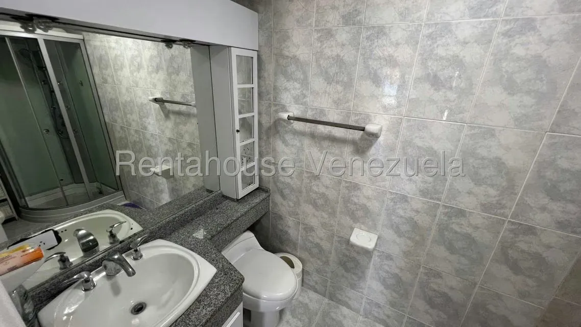 Apartamento (1 Nivel) en Venta en Costa Azul, Nueva Esparta - 13