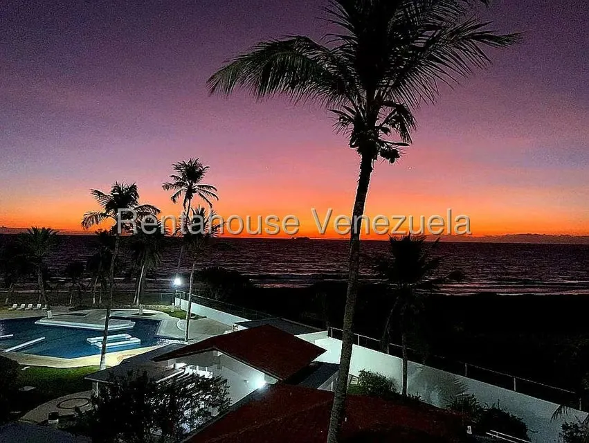 Apartamento (1 Nivel) en Venta en Costa Azul, Nueva Esparta - 24