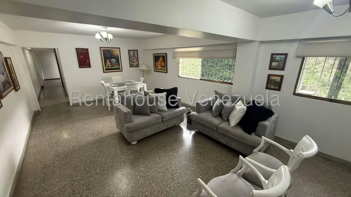 Apartamento (1 Nivel) en Venta en Caricuao, Distrito Metropolitano - 2