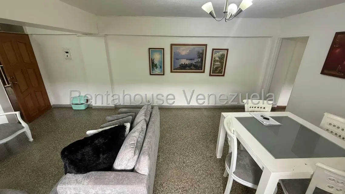 Apartamento (1 Nivel) en Venta en Caricuao, Distrito Metropolitano - 12