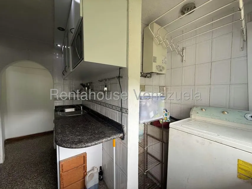 Apartamento (1 Nivel) en Venta en Caricuao, Distrito Metropolitano - 17