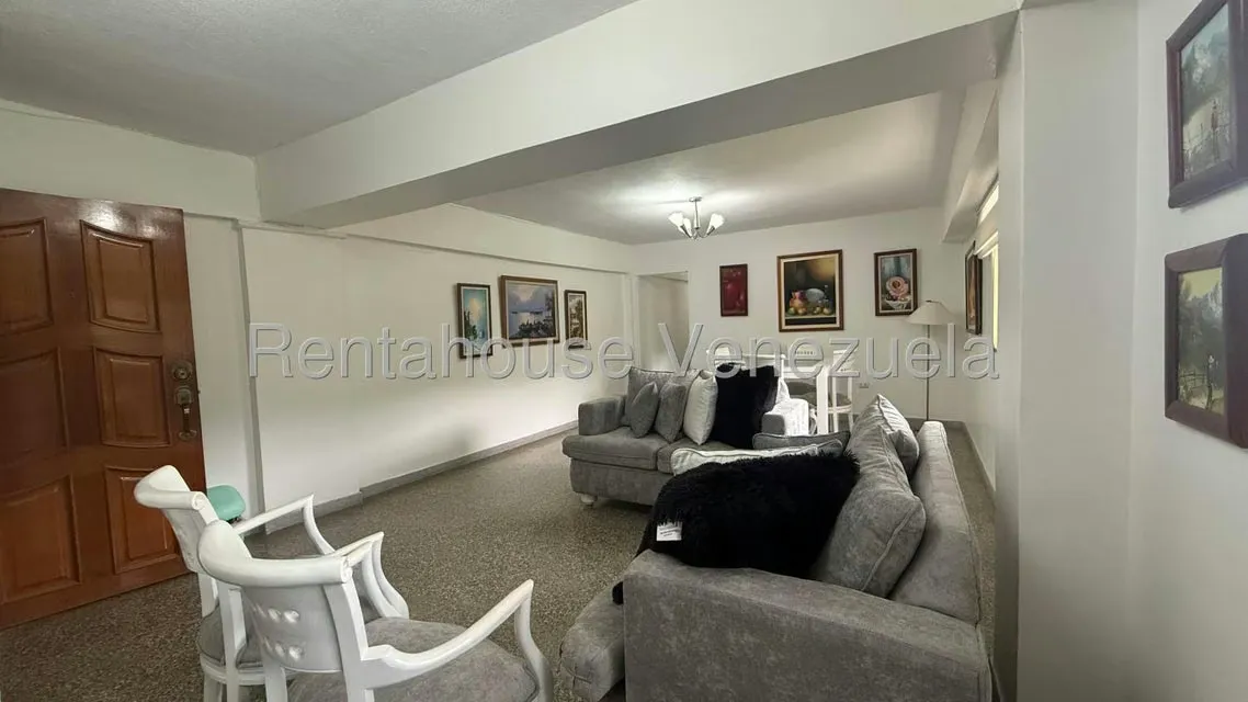 Apartamento (1 Nivel) en Venta en Caricuao, Distrito Metropolitano - 4