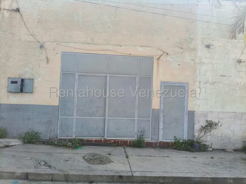 Galpon - Deposito en Alquiler en La Yaguara, Distrito Metropolitano - 2
