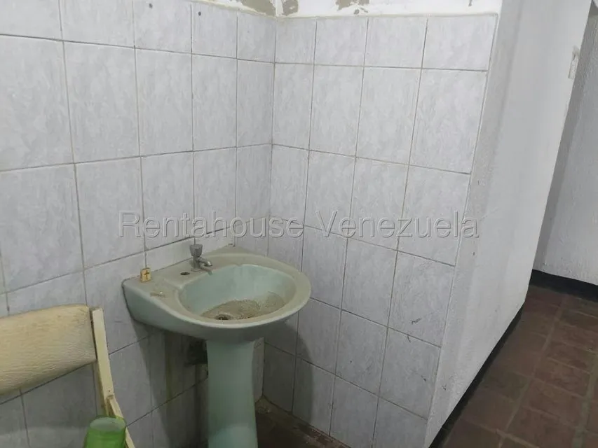 Galpon - Deposito en Alquiler en La Yaguara, Distrito Metropolitano - 13