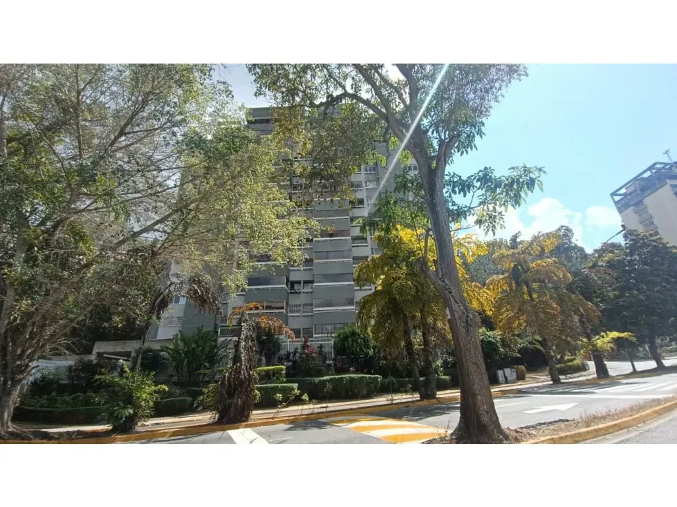 Se vende PH 470m2 Los Naranjos 3679
