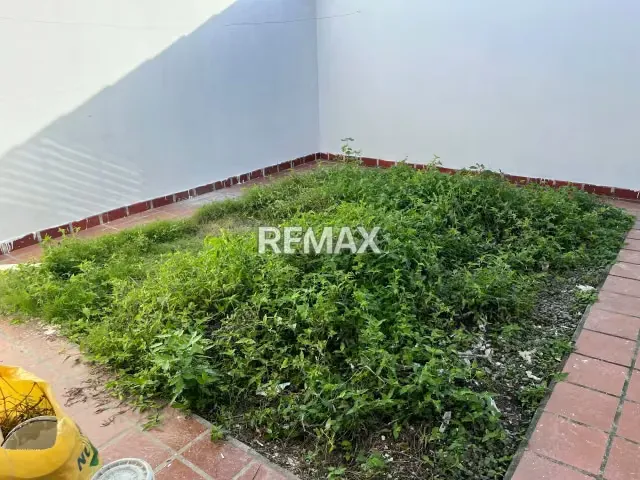 En Venta !!Bella Casa ubicada Parque residencial Urb. Miraflores El espacio, la comodidad y la seguridad que tu familia merece! - 8