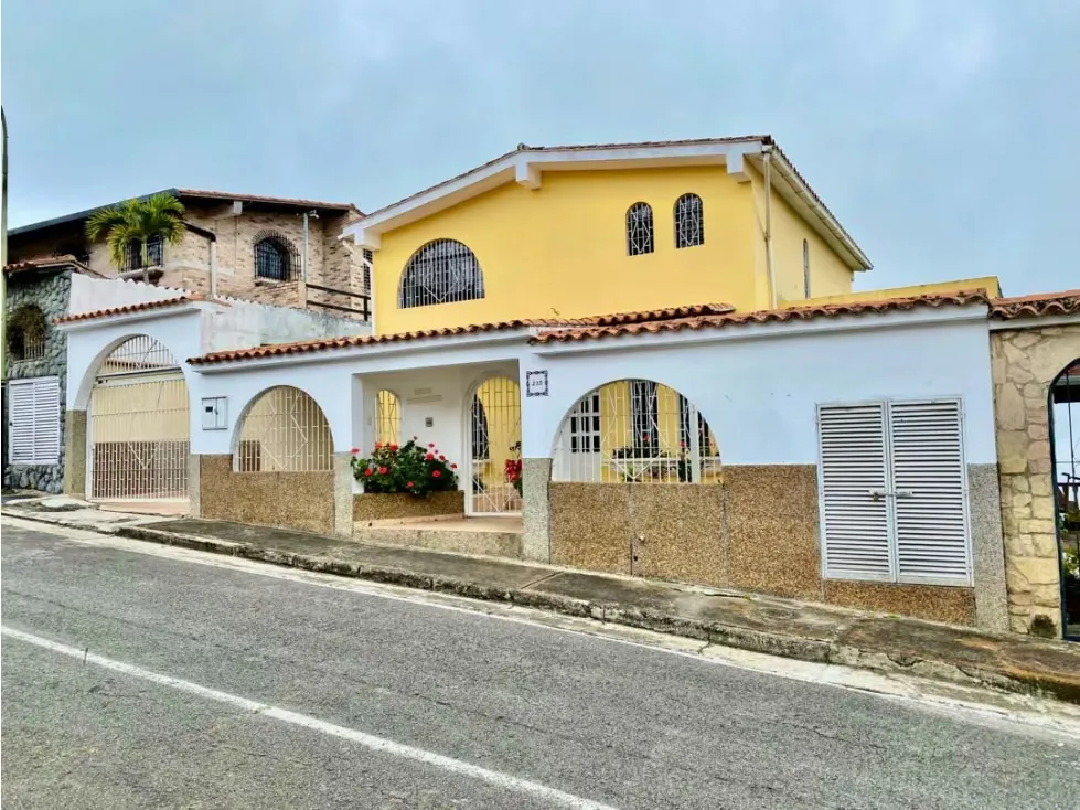 VENTA DE CASA SAN ANTONIO LOS ALTOS 460,24 M2, 3 HAB, 4 BAÑOS, 3 P/E - 2
