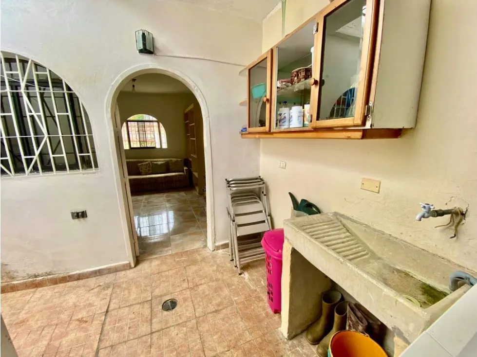 VENTA DE CASA SAN ANTONIO LOS ALTOS 460,24 M2, 3 HAB, 4 BAÑOS, 3 P/E - 14