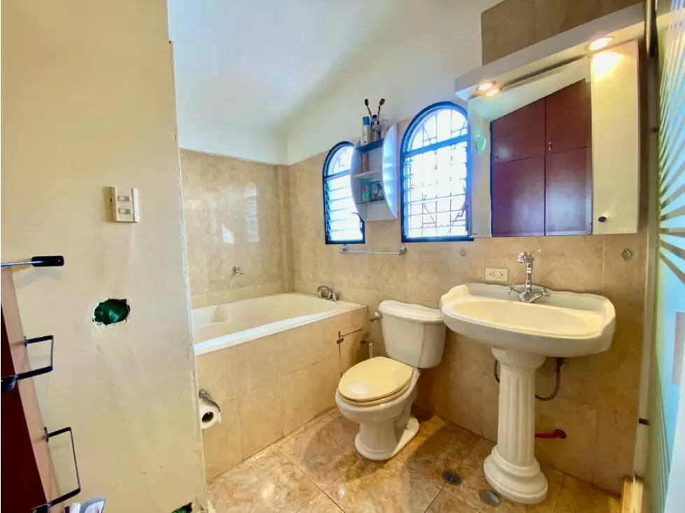 VENTA DE CASA SAN ANTONIO LOS ALTOS 460,24 M2, 3 HAB, 4 BAÑOS, 3 P/E - 23