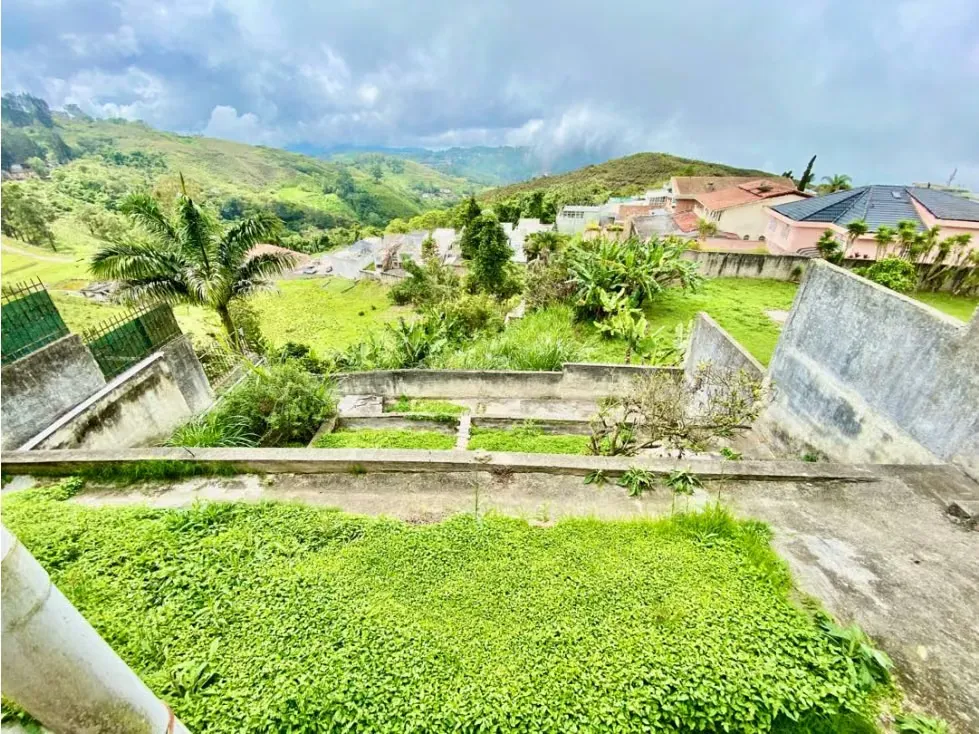 VENTA DE CASA SAN ANTONIO LOS ALTOS 460,24 M2, 3 HAB, 4 BAÑOS, 3 P/E - 27