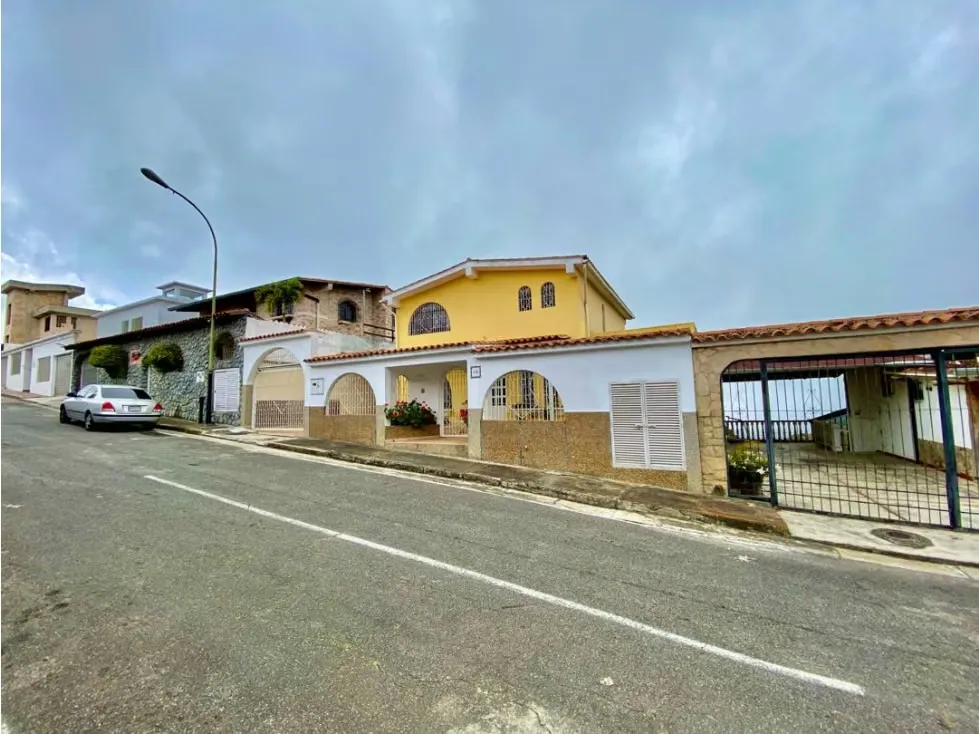 VENTA DE CASA SAN ANTONIO LOS ALTOS 460,24 M2, 3 HAB, 4 BAÑOS, 3 P/E - 30