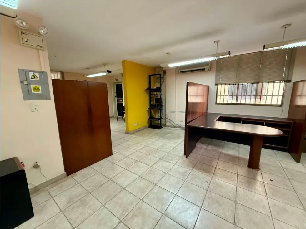 Se alquila oficina amoblada 112m2 Sabana Grande 5905 - 6