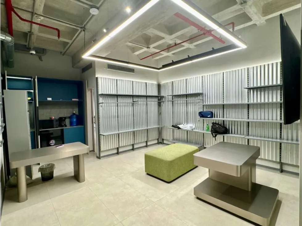 En Venta Oficina Doble Remodelada Torre Madrid Las Mercedes Caracas - 8