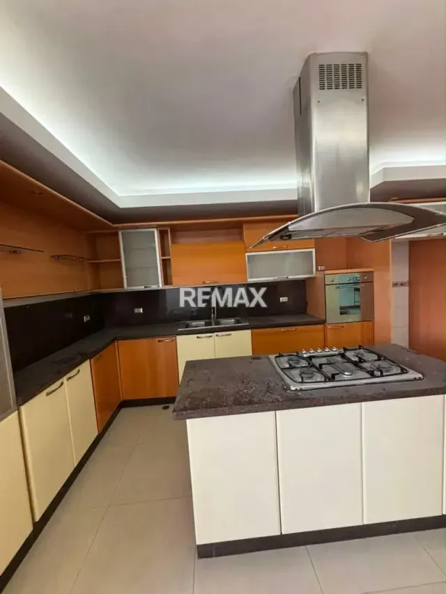Casa de Exclusividad y confort en la mejor zona del Este! Townhouse en Alquiler – Urb. Villas del Morro. - 2