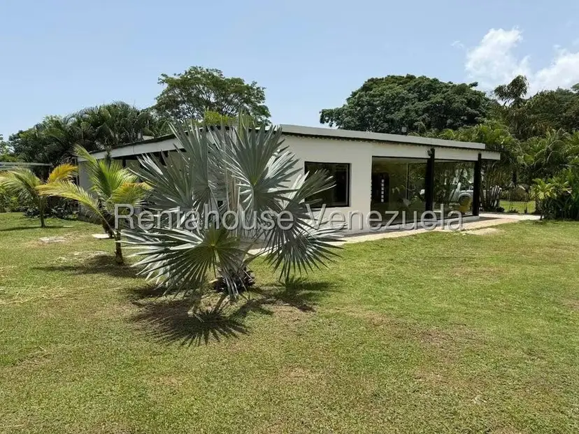 Comercial (Posada) en Venta en Caruao, Vargas