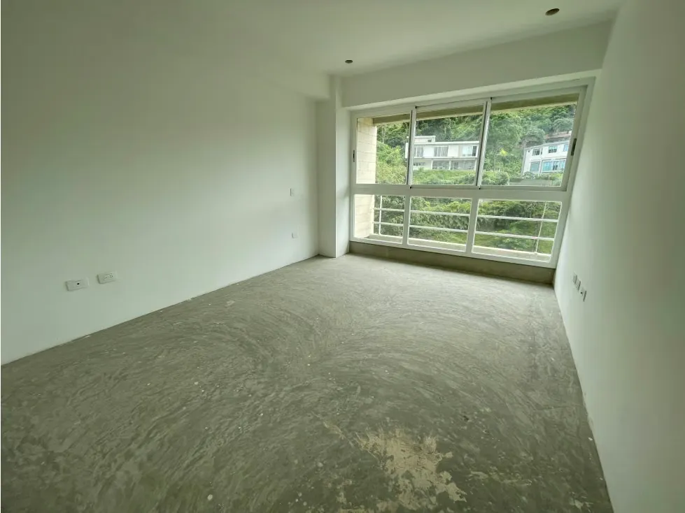 Venta de Apartamento en la Urbanización Lomas de las Mercedes Bella - 2