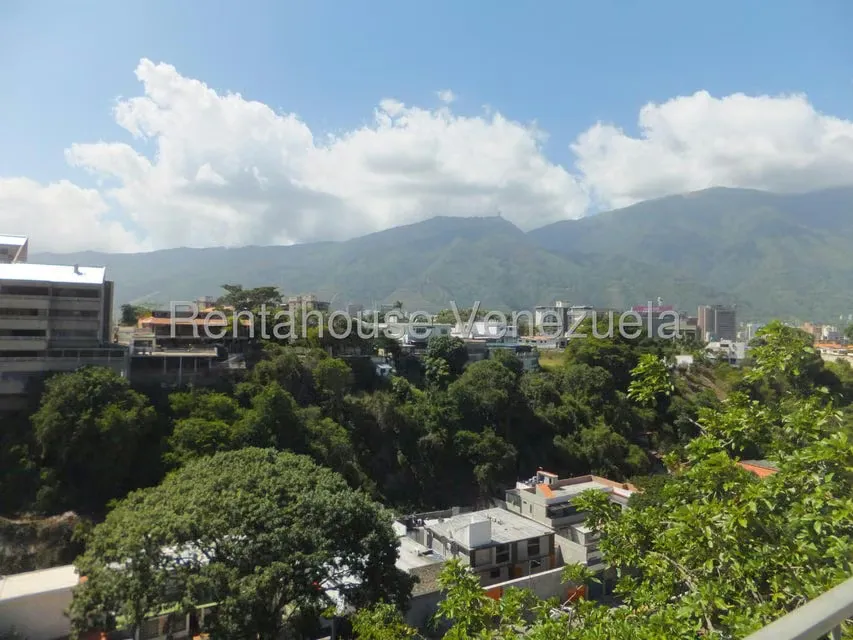 Casa (Multipes Niveles) en Venta en Colinas de Bello Monte, Distrito Metropolitano - 11