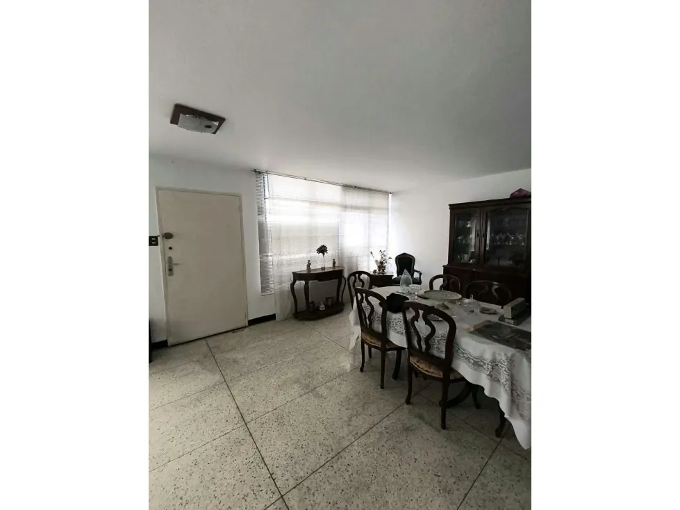 Vendo casa duplex original 245m2 La California Sur 4110 - 14