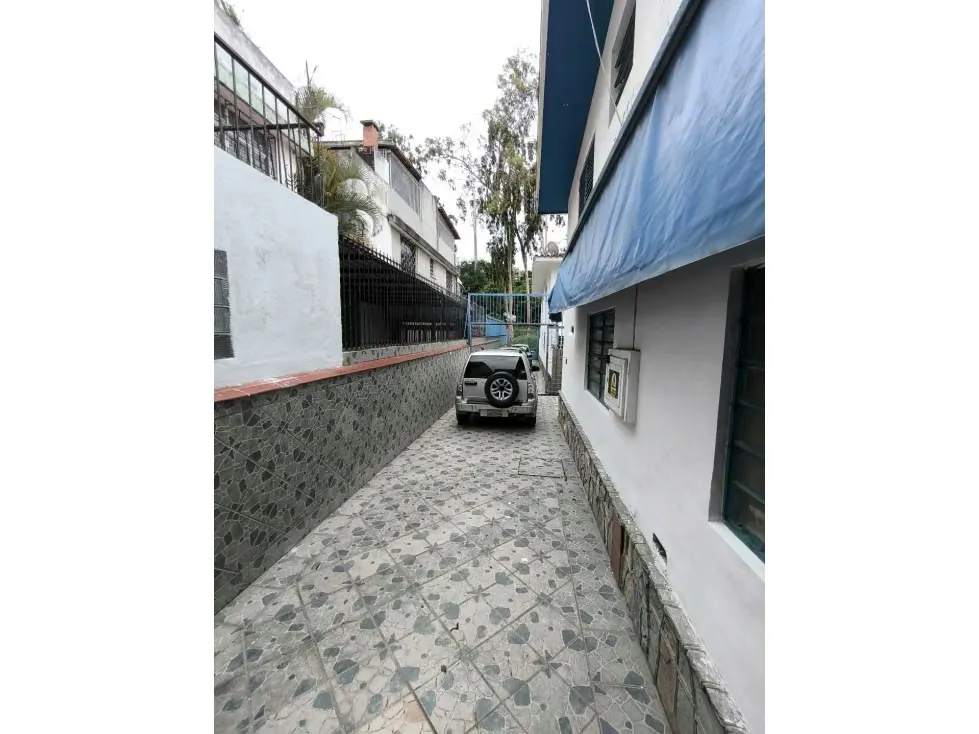 Vendo casa duplex original 245m2 La California Sur 4110 - 7