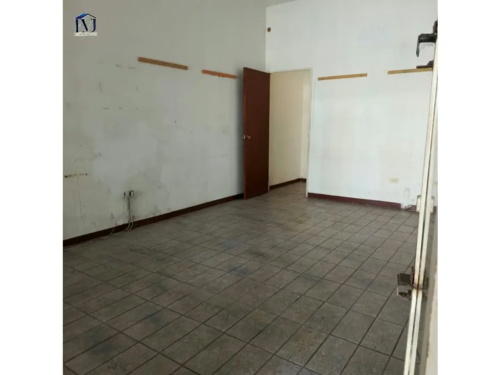 VENTA DE LOCAL EN OCUMARE DEL TUY DE 26 M2 Y 1 BAÑO