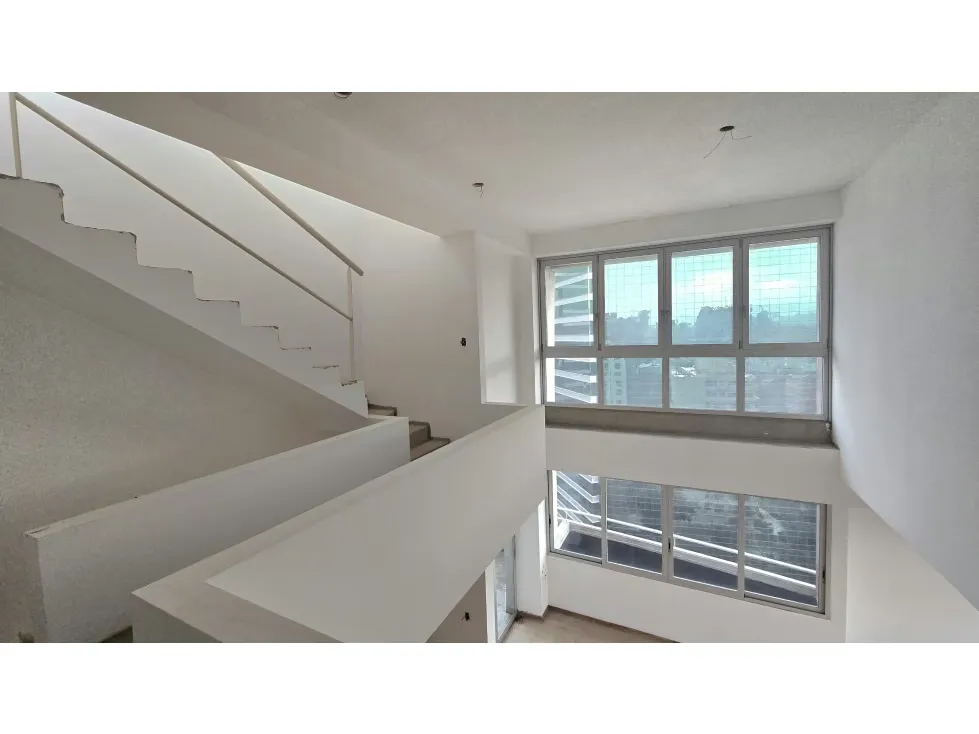 Venta Penthouse en Obra Blanca en la Urbanización Campo Alegre Bella - 2