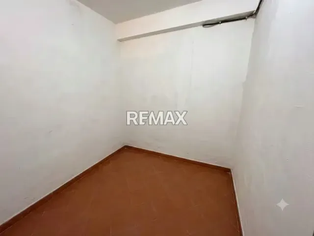 EN VENTA LOCAL EN SECTOR PEDREGALES, JUANGRIEGO - ISLA DE MARGARITA - 11